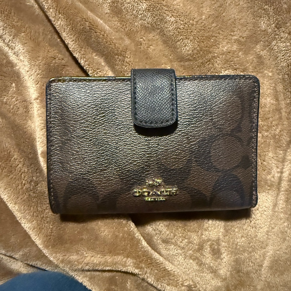 Coach Signature Brown Wallet